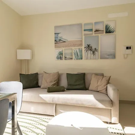 Nuevos Lightbooking Livian Palmas * Las Palmas de Gran Canaria