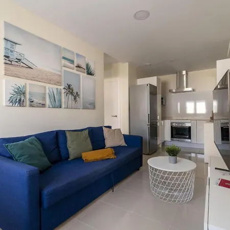 Nuevos Lightbooking Livian Palmas Apartment *